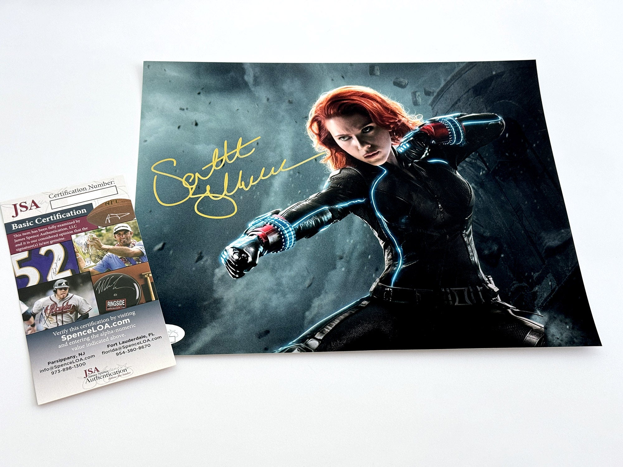 スカーレット・ヨハンソン Scarlett Johansson 直筆サイン入り写真JSA