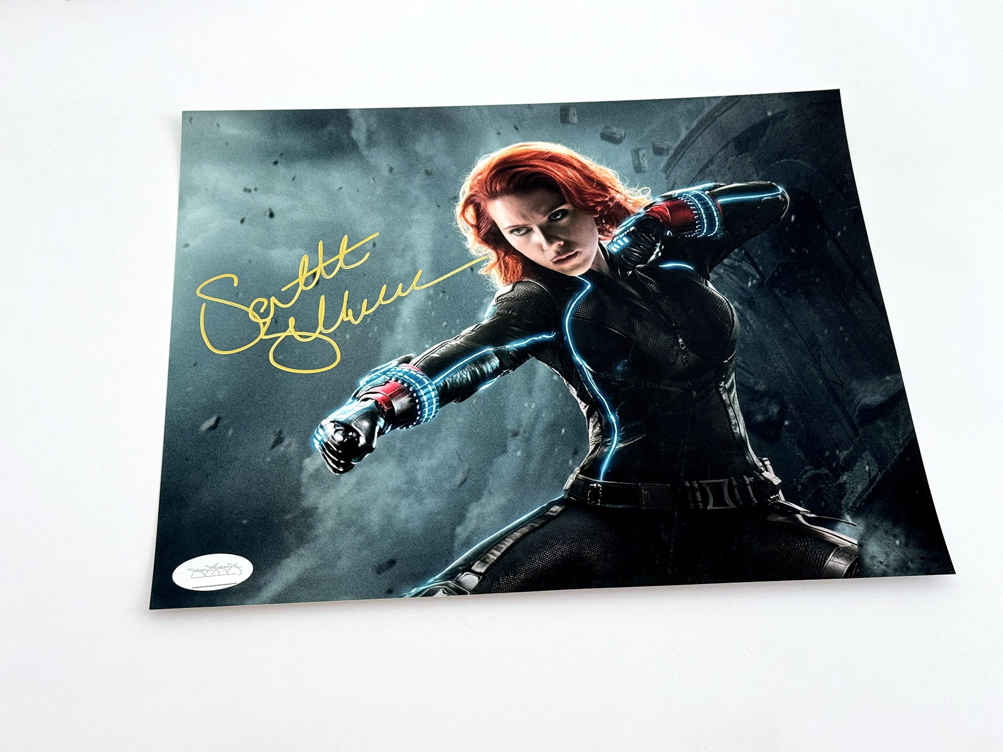 セール中…スカーレット・ヨハンソン直筆サイン超大型写真… スカーレット・ヨハンソン Scarlett Johansson 直筆サイン入り写真JSA
